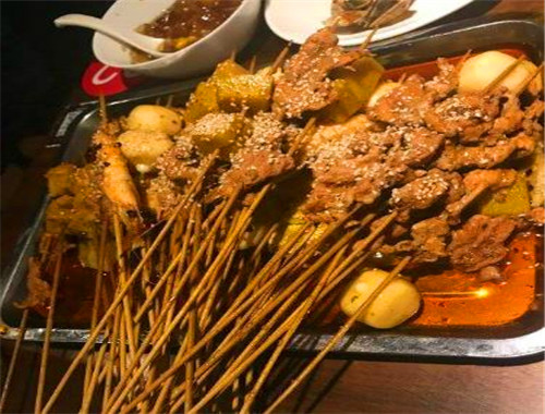 石头串串香