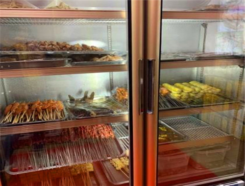 兄弟串屋