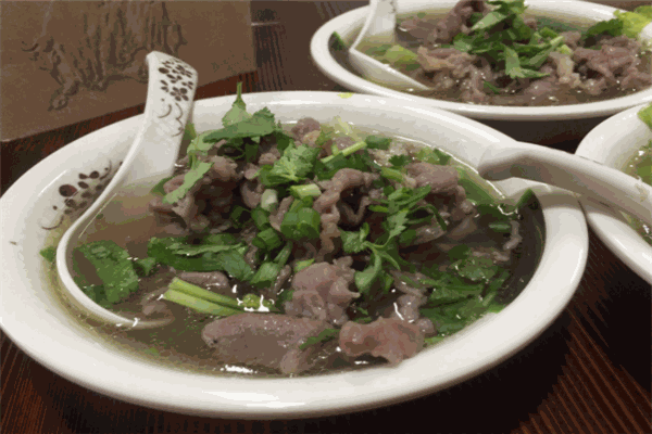 冯四娘跷脚牛肉