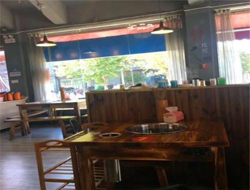 刘姐姐家小郡肝串串香