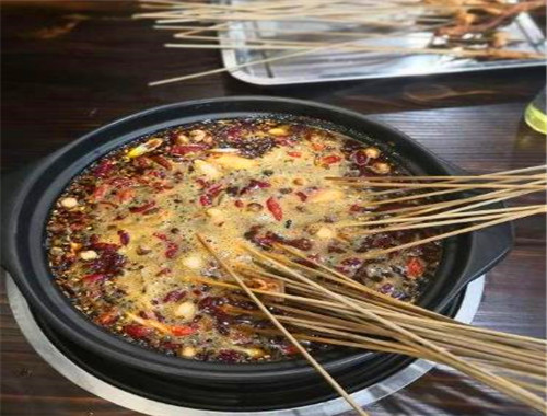 唐记煌串串香火锅