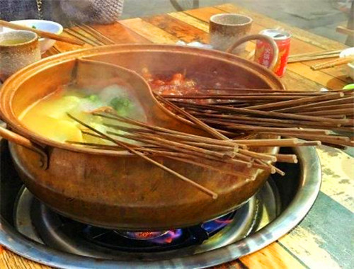 小郡肝铜罐串串