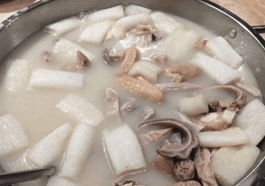 顺德公猪肚鸡