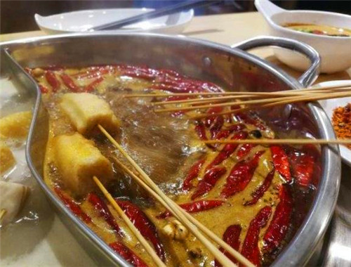 梁记串串香