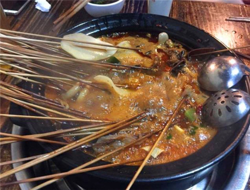 签掌门砂锅串串香