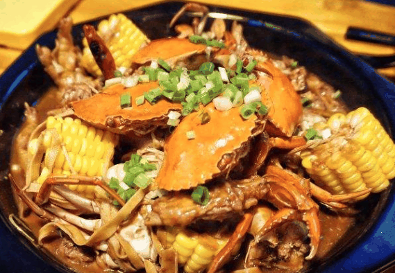 邂逅肉蟹煲火锅