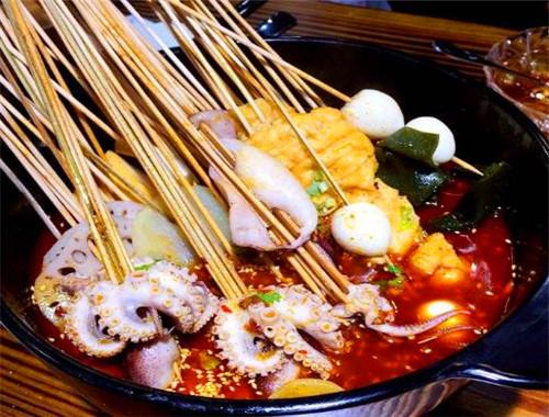 煮场成都串串香
