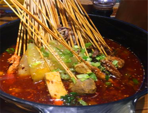煮场成都串串香