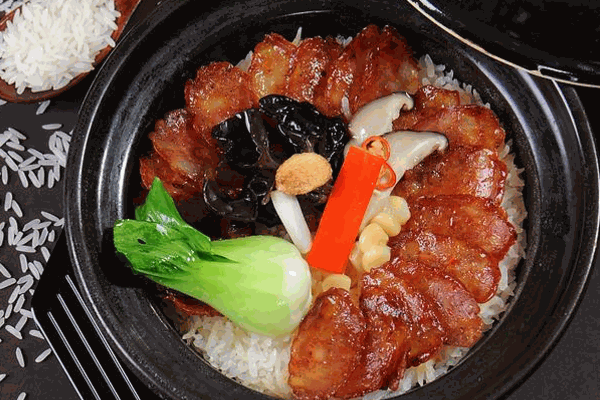 松桂坊腊味煲仔饭加盟