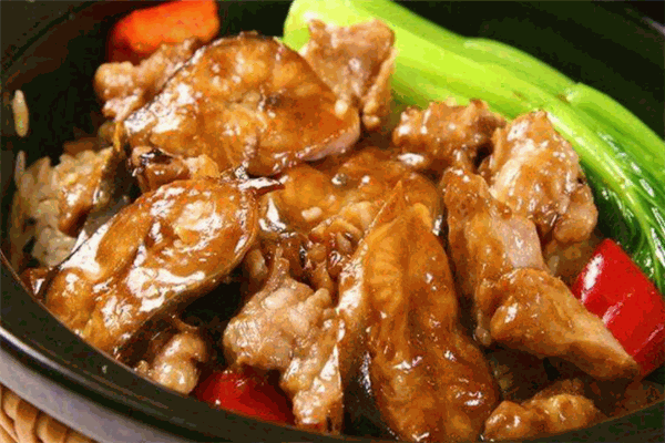 随意煲仔饭加盟