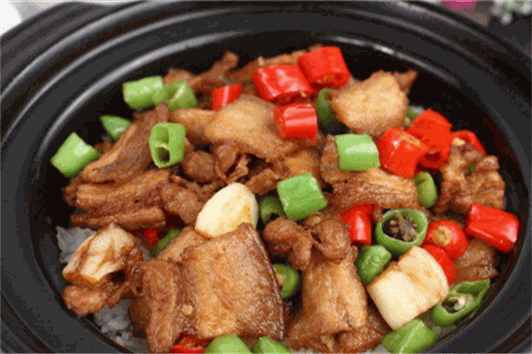胖胖煲仔饭加盟