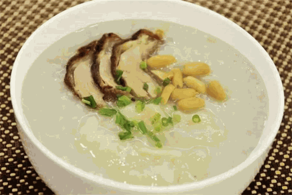 光头佬咸骨煲仔粥爽滑饺子皇