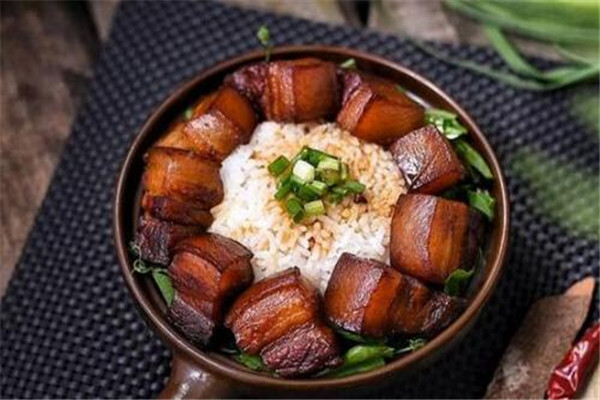 不坑爹煲仔饭加盟