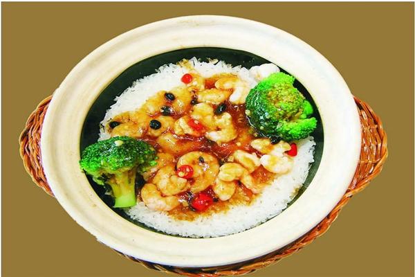 阿信煲仔饭加盟