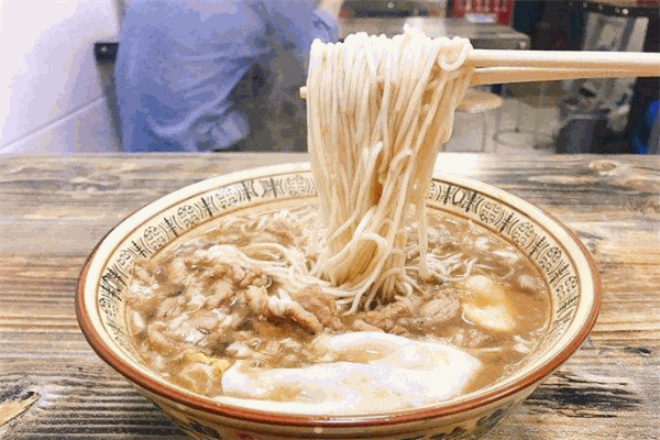 财鱼面馆