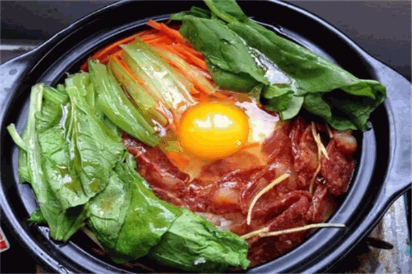 帥小宝煲仔饭加盟