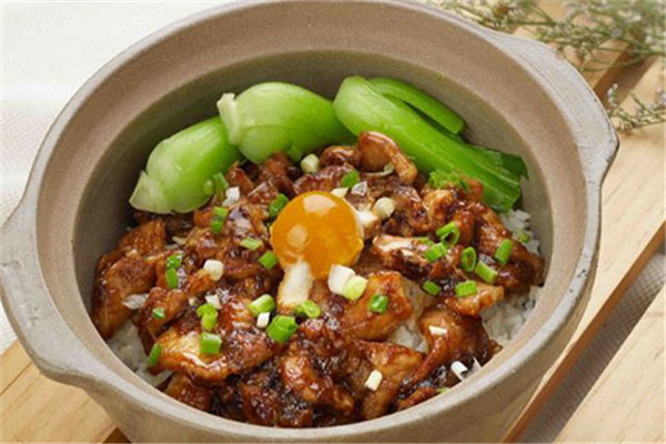 粤皇煲煲仔饭加盟