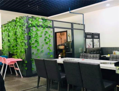 巴爷香辣鸡煲