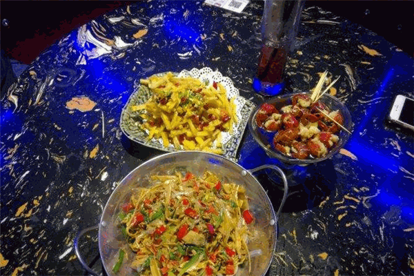 春风里音乐餐吧