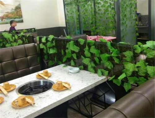 巴爷香辣鸡煲
