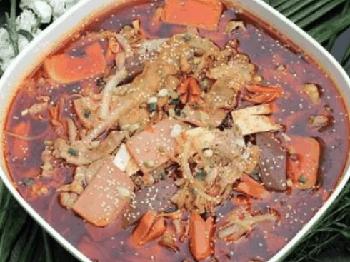 无奇骨汤麻辣烫