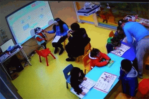 沃迪英语加盟