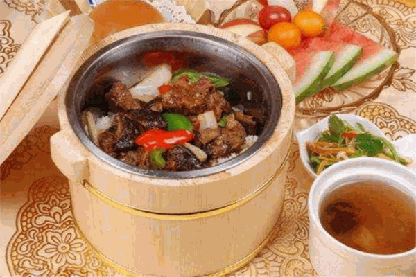 小金哥烤肉木桶饭