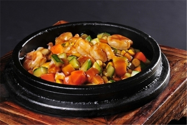 芽米粒煲仔饭加盟