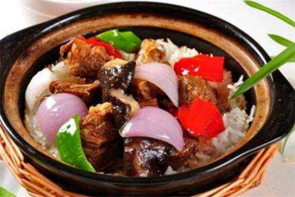老荣家煲仔饭加盟