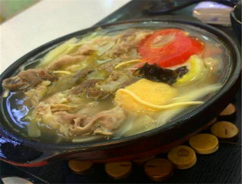 溜溜酸汤锅