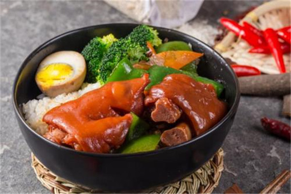 流弊的猪脚饭