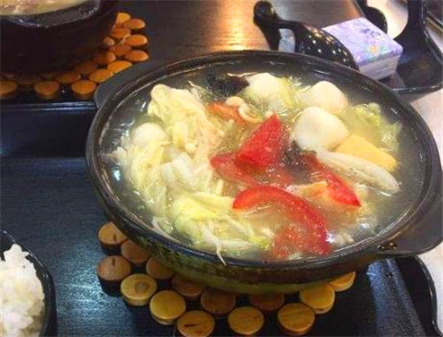 溜溜酸汤锅