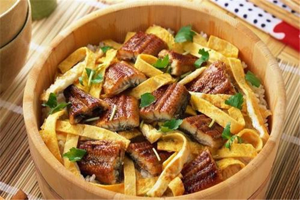 香公香婆木桶饭