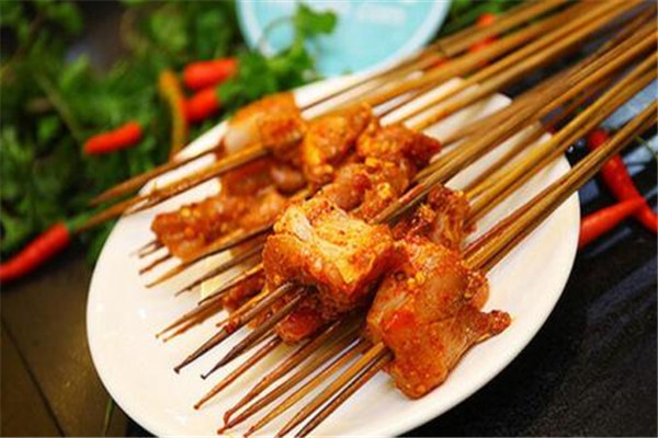 龍窖砂锅串串香