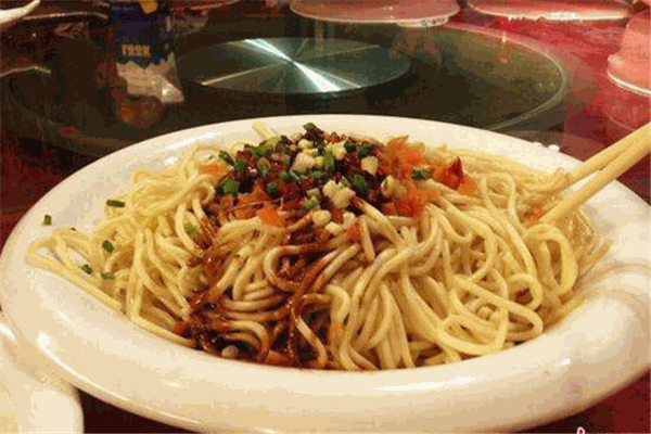 蔡林记热干面