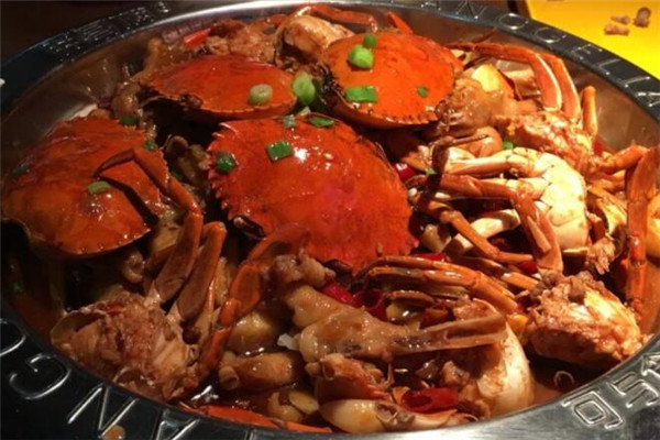 一品鲜肉蟹煲加盟
