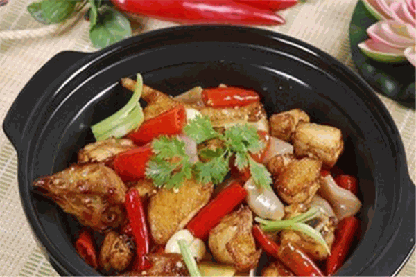 味王清远鸡煲加盟