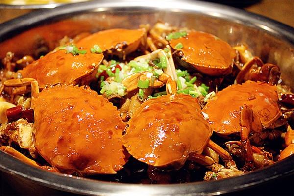 宜达肉蟹煲加盟