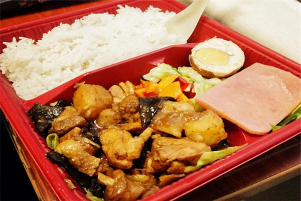 好客煲中式快餐加盟