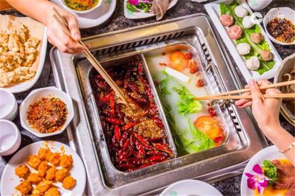 跳满江王婆大虾虾火锅