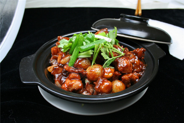 物鲜鸡煲火锅加盟