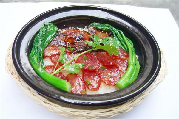 梅花香煲仔饭加盟