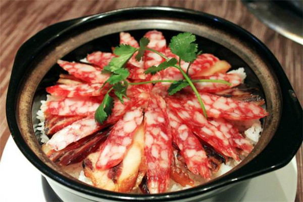 梅花香煲仔饭加盟