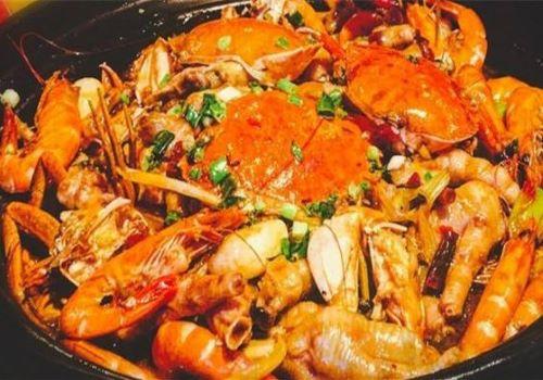 胖嘟嘟肉蟹煲加盟