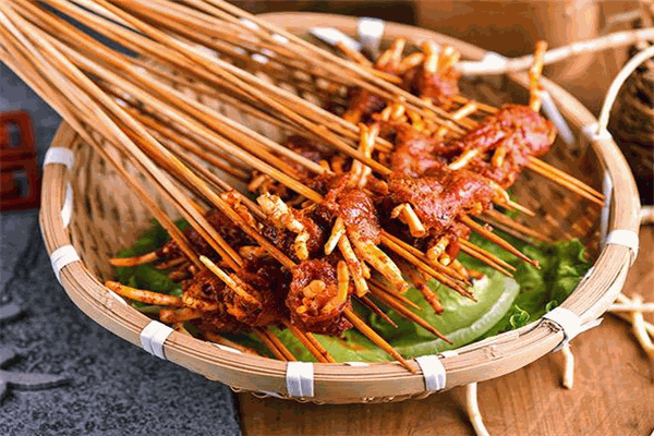 巴食串串香