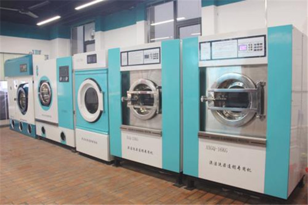 清新洗衣店加盟