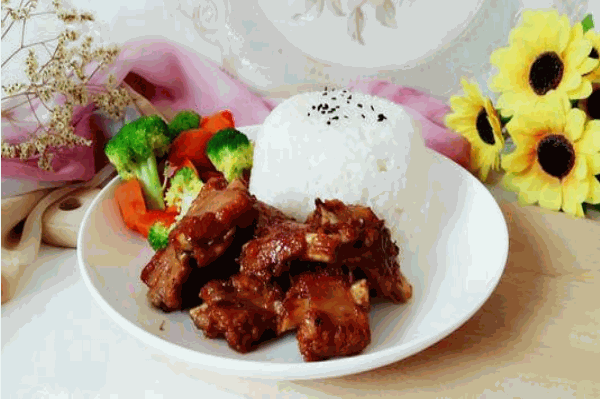 咏春排骨米饭
