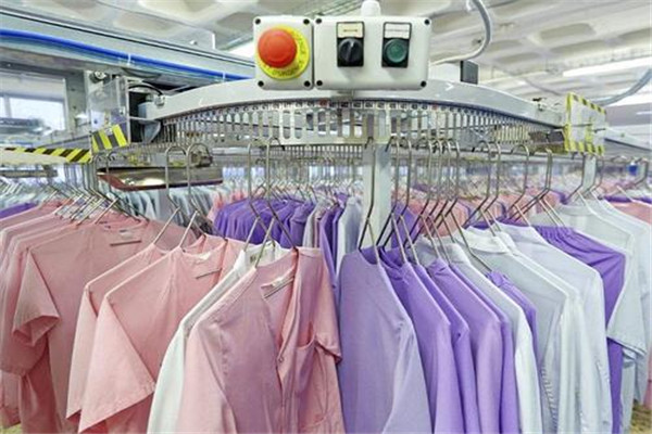 清新洗衣店加盟