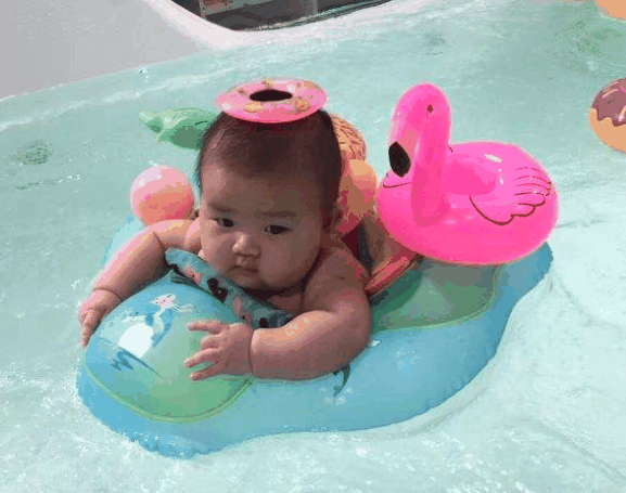 鲸嘟嘟婴幼儿游泳馆