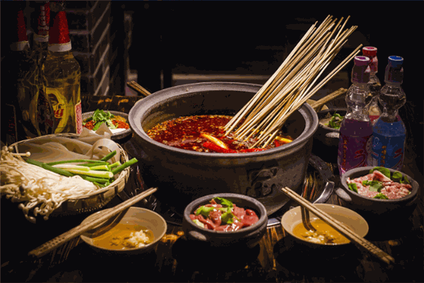 海峰串串香店
